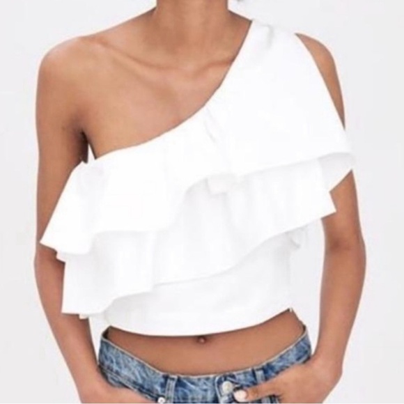 Astr Tops - ASTR One Shoulder Ruffle Crop Top
